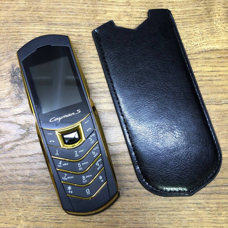 Кнопочный телефон 2 сим Porsche Cayman S (Black-Gold) v8